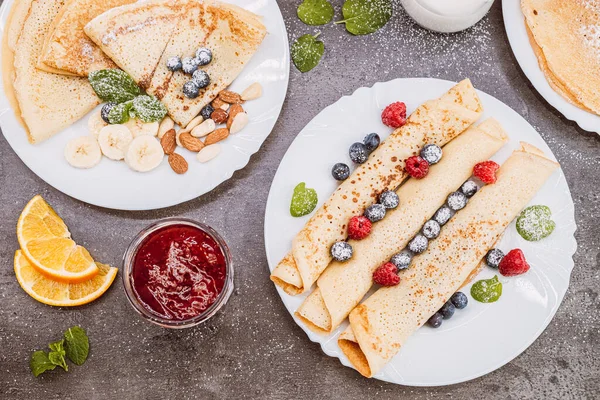 Crêpes Aux Baies Noix Menthe Vue Haut Bon Petit Déjeuner — Photo