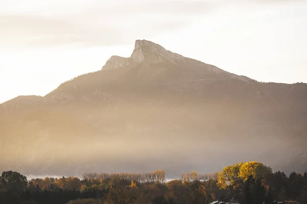 Montanha Schafberg Nascer Sol Manhã Nos Alpes Austríacos — Fotografia de Stock