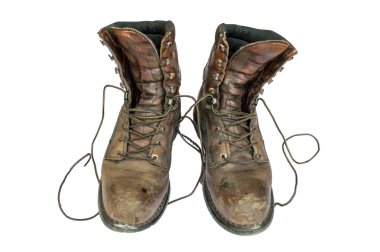 eski kahverengi deri erkek çizmeler