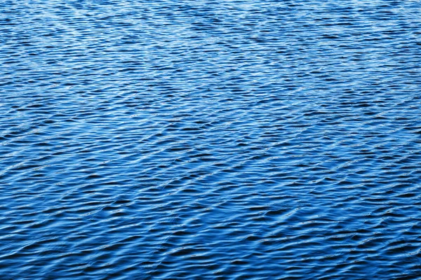 Superficie Blu Dell Acqua Con Increspature Onde — Foto Stock