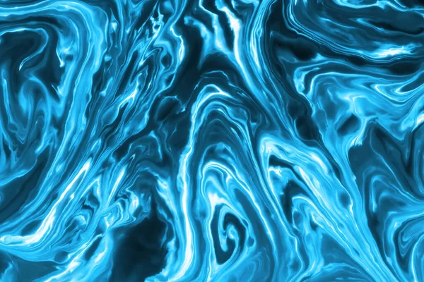 Mavi ve siyah boya karışımı. Süslü mozaik girdap arka plan şekilleri. Dinamik mürekkep akışı arka plan dokusu. Grafik tasarımı için sanatsal arkaplan.