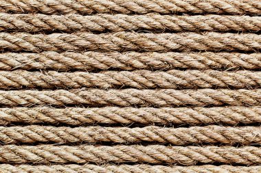 beyaz arkaplanda bir ip