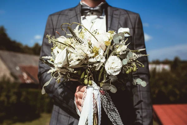 Ślubny Bukiet Kwiatów Panna Młoda — Zdjęcie stockowe