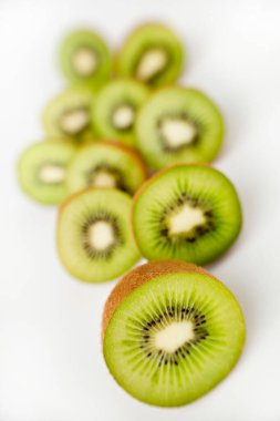 Taze Kiwifruit 'i kapat