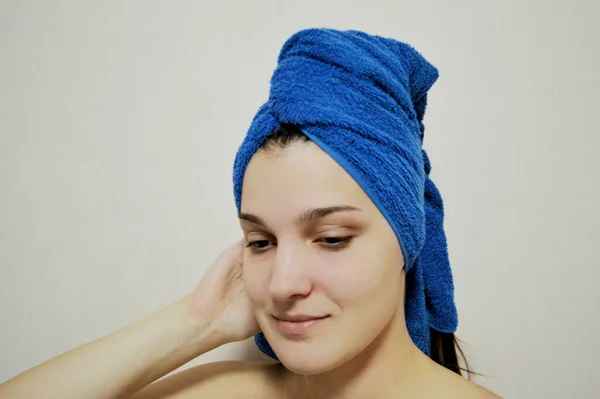 Beauté Spa Belle Femme Avec Visage Peau Fraîche Parfaite Serviette — Photo