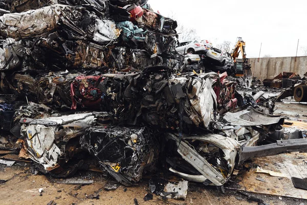 Scrapped Cars Crushed Vehicle Recycling Centre — Stock Photo, Image