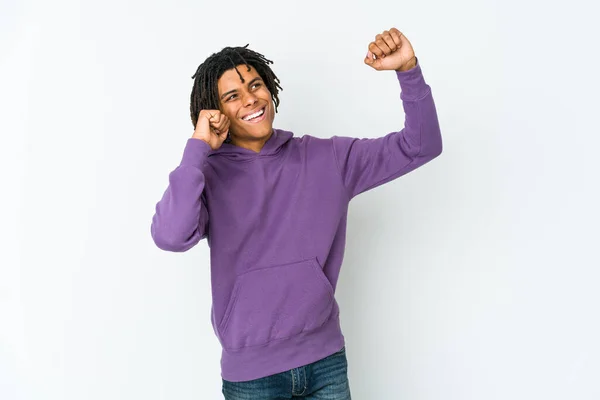 Junge Afrikanisch Amerikanisch Rasta Mann Tanzen Und Spaß Haben — Stockfoto