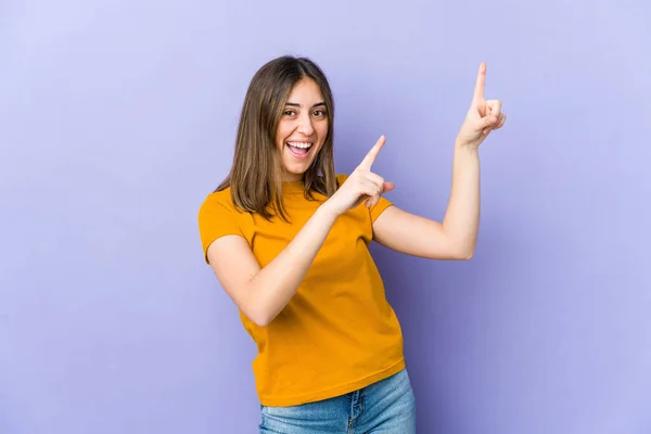 Jonge Kaukasische Vrouw Dansen Plezier Hebben — Stockfoto