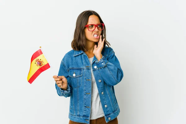 Mujer Española Joven Sosteniendo Una Bandera Aislada Sobre Fondo Blanco — Foto de Stock