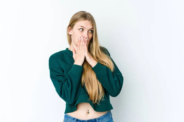 Mujer Rubia Joven Aislada Sobre Fondo Blanco Reflexivo Mirando Espacio —  Fotos de Stock