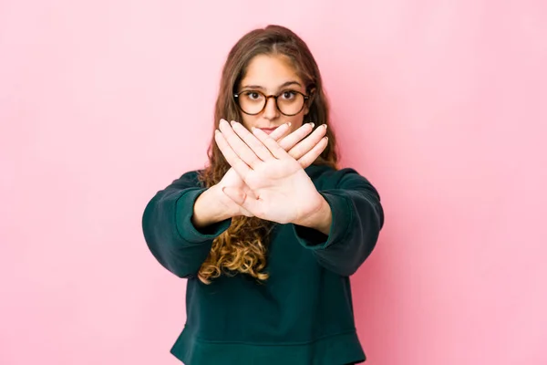 Young Caucasian Woman Doing Denial Gesture — Stock Photo, Image