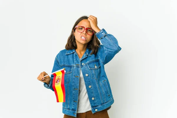 Mujer Española Joven Sosteniendo Una Bandera Aislada Sobre Fondo Blanco —  Fotos de Stock