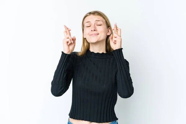 Jeune Femme Blonde Isolée Sur Fond Blanc Croisant Les Doigts — Photo