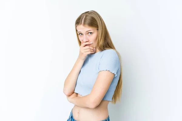 Ung Blond Kvinna Isolerad Vit Bakgrund Rädd Och Rädd — Stockfoto