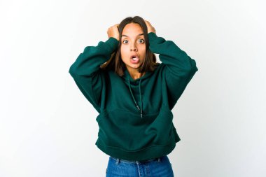 Genç melez kadın şok oldu, önemli bir buluşmayı hatırladı..