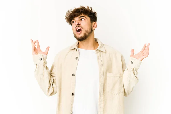 Young Arab Man White Background Screaming Sky Looking Frustrated — Stock Fotó