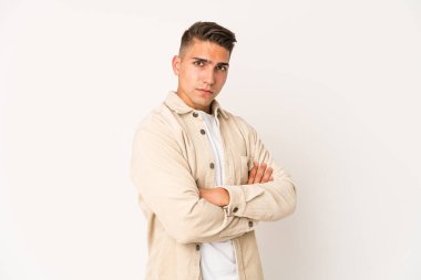 Beyaz tenli yakışıklı bir adam şüpheli, belirsiz, seni muayene ediyor..