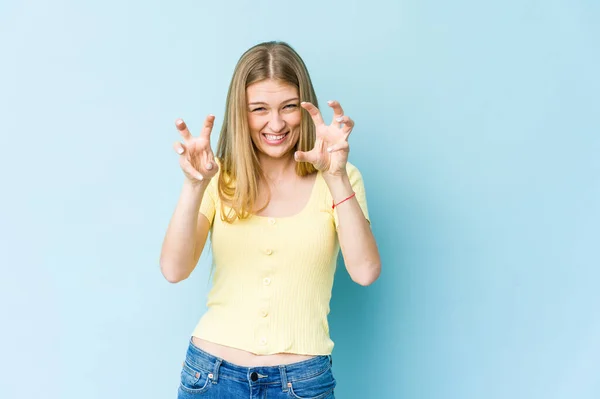 Ung Blond Kvinna Isolerad Blå Bakgrund Visar Klor Imitera Katt — Stockfoto