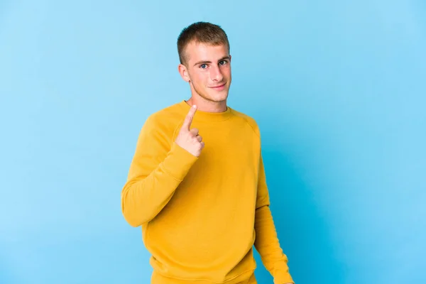 Mladý Běloch Pohledný Muž Ukazuje Prstem Vás Jako Pozvání Přijít — Stock fotografie