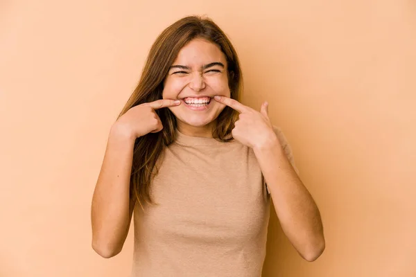 Молода Худа Дівчина Підліток Посміхається Вказуючи Пальці Рот — стокове фото