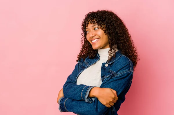 Mladý Africký Americký Afro Žena Izolovaný Smích Baví — Stock fotografie