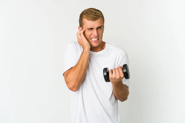 Young Caucasian Man Holding Weight Isolated White Background Covering Ears — Stock Photo, Image