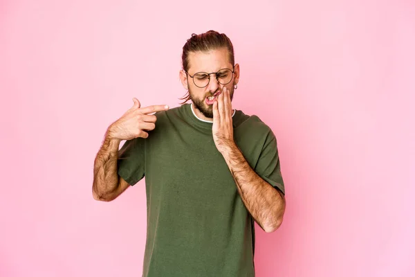 Hombre Joven Con Pelo Largo Mirada Tener Fuerte Dolor Dientes —  Fotos de Stock