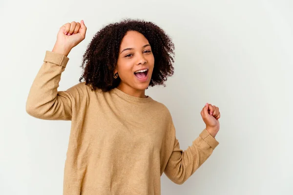 Giovane Afro Americano Misto Razza Donna Isolato Ballare Divertirsi — Foto Stock