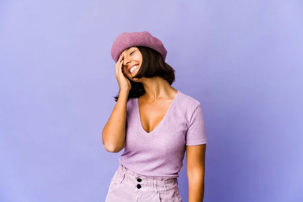 Joven Mujer Raza Mixta Riendo Feliz Despreocupada Emoción Natural — Foto de Stock