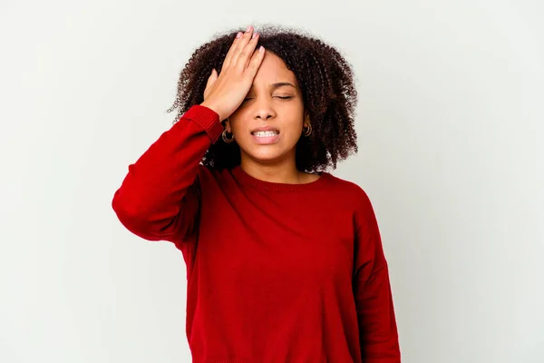 Jovem Negra Americana Mista Mulher Isolada Esquecendo Algo Batendo Testa — Fotografia de Stock