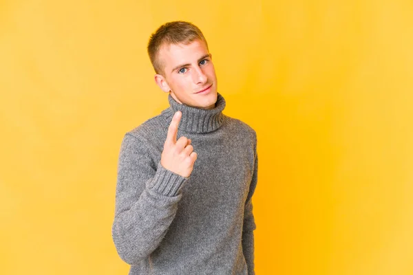 Jovem Caucasiano Bonito Homem Apontando Com Dedo Para Você Como — Fotografia de Stock