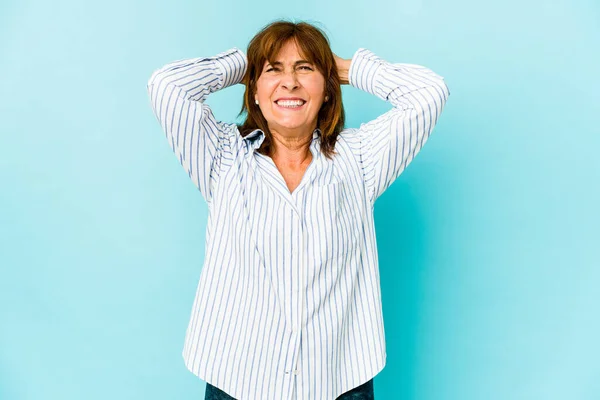 Senior Blanke Vrouw Geïsoleerd Schreeuwend Van Woede — Stockfoto