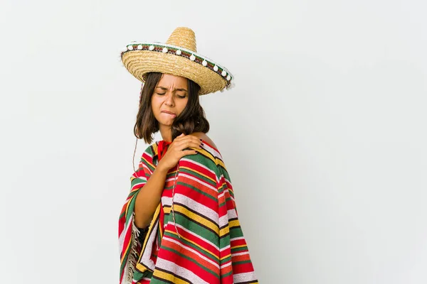 Mladá Mexická Žena Izolované Bílém Pozadí Bolestí Ramene — Stock fotografie
