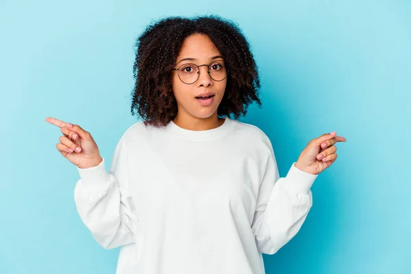 Young African American Mixed Race Woman Isolated Massaging Elbow Suffering — Stock Photo, Image