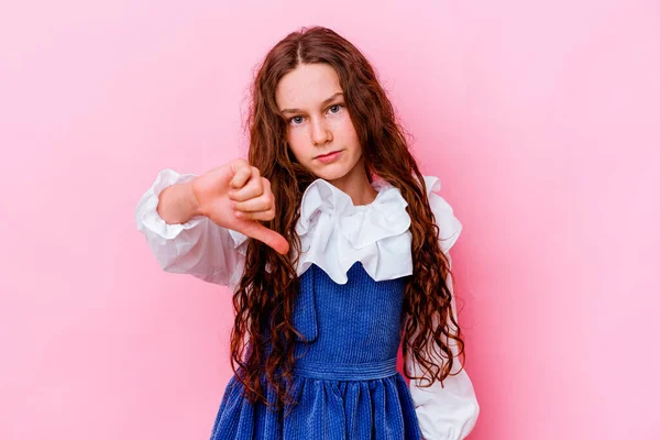 Menina Caucasiana Isolada Fundo Cor Rosa Mostrando Gesto Antipatia Polegares — Fotografia de Stock