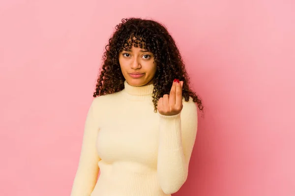 Jovem Afro Americana Africana Isolado Mostrando Que Ela Não Tem — Fotografia de Stock