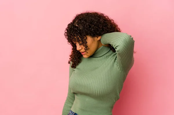 Ung Afrikansk Amerikansk Afro Kvinna Isolerad Har Nacksmärta Grund Stress — Stockfoto