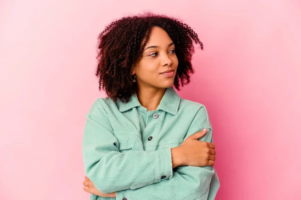 Young African American Mixed Race Woman Isolated Smiling Confident Crossed — Stock Photo, Image