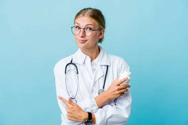 Genç Rus Doktor Elinde Mavi Noktalarda Ilaç Şişesi Olan Kadın — Stok fotoğraf