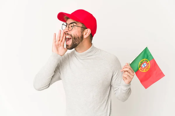 Ung Latinamerikansk Blandras Kvinna Håller Portugal Flagga Skrika Och Hålla — Stockfoto