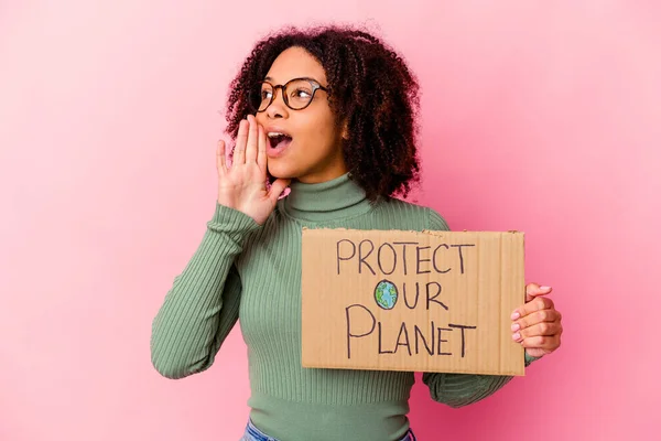 Jeune Femme Afro Américaine Métissée Tenant Une Protéger Notre Planète — Photo