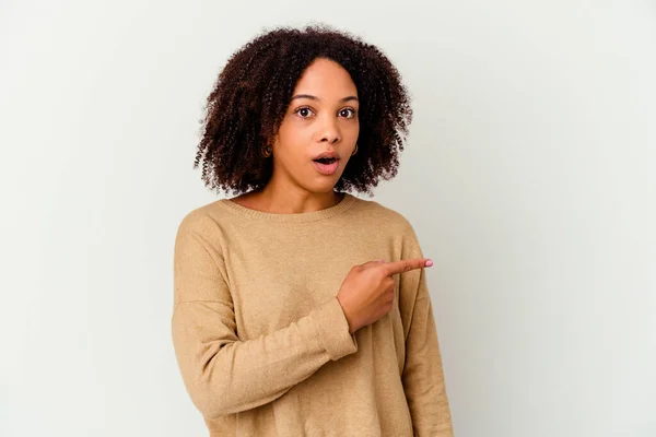 Young African American Mixed Race Woman Isolated Pointing Side — Stock Photo, Image