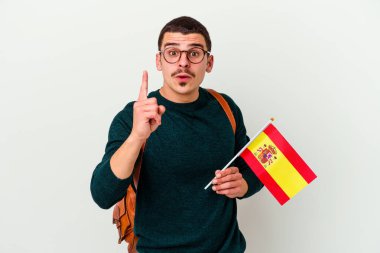 Beyaz arka planda ingilizce öğrenen beyaz bir adamın bir fikri, ilham konsepti var..