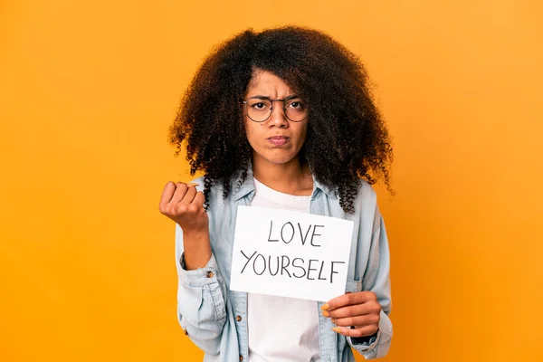 Jeune Femme Frisée Afro Américaine Tenant Vous Même Une Plaque — Photo