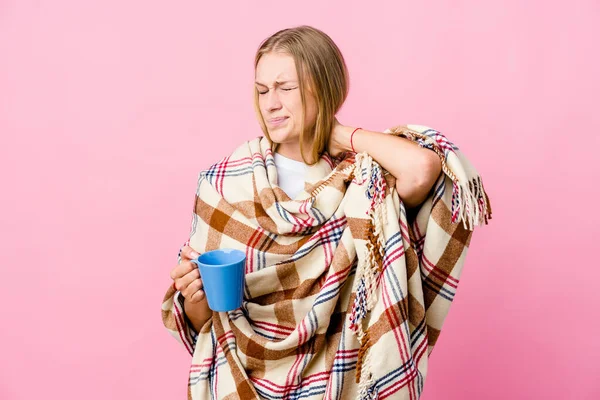 Young Russian Woman Wrapped Blanket Drinking Coffee Suffering Neck Pain — Stock Photo, Image