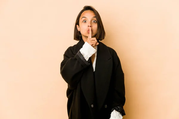 Young Hispanic Woman Isolated Keeping Secret Asking Silence — Stock Photo, Image