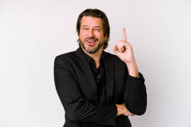 Beyaz arka planda izole edilmiş orta yaşlı bir Hollandalı 'nın harika bir fikri var, yaratıcılık kavramı..