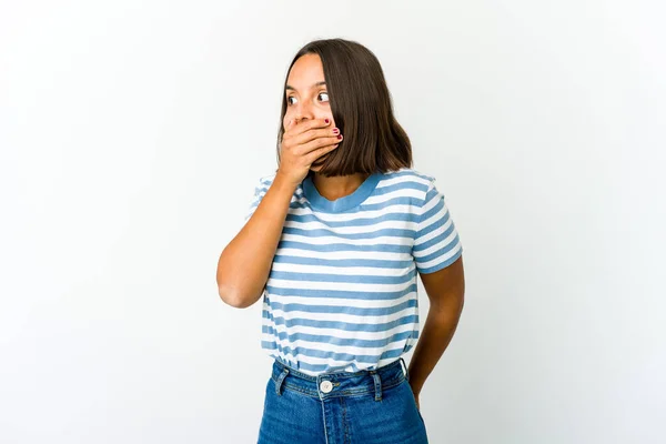 Jong Gemengd Ras Vrouw Attent Zoek Naar Een Kopie Ruimte — Stockfoto