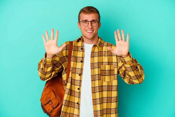 Young Caucasian Student Man Isolated Blue Background Showing Number Ten — Stock Photo, Image