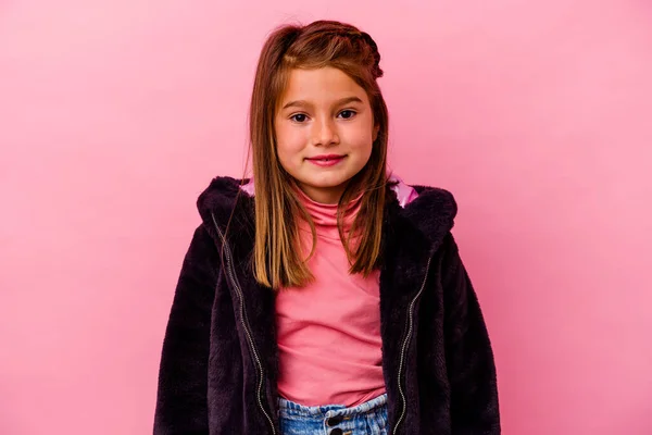 Маленька Біла Дівчинка Ізольована Рожевому Тлі Щаслива Усміхнена Весела — стокове фото